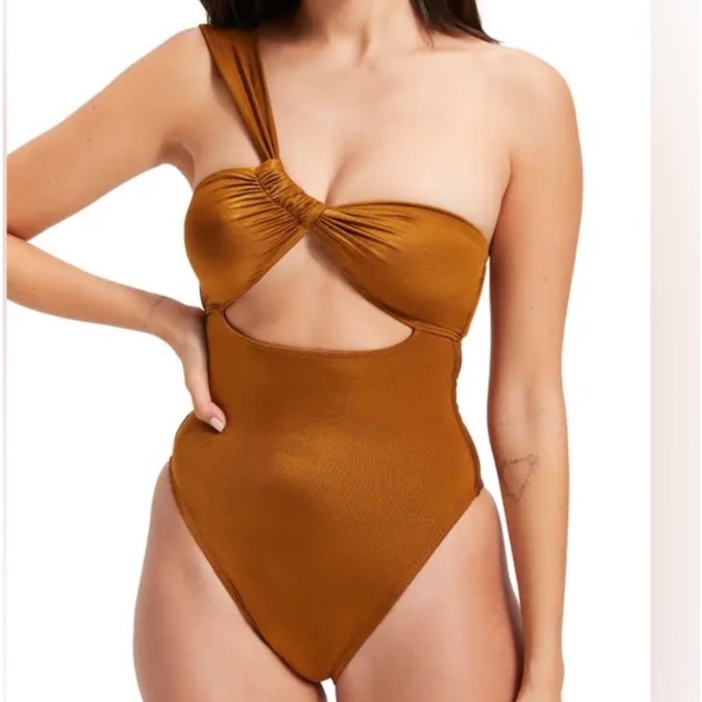 ♥️… Good American Brown Cutout Swimsuit